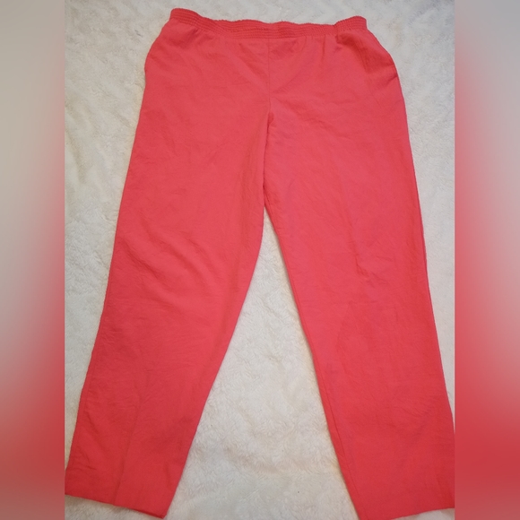 Pink Parachute style pants - Picture 1 of 6
